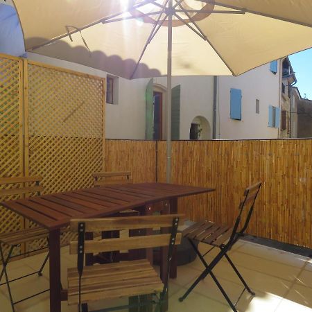 Appartement Centre Historique Avec Terrasse Au Porte De La Camargue Saint-Gilles  Exteriör bild